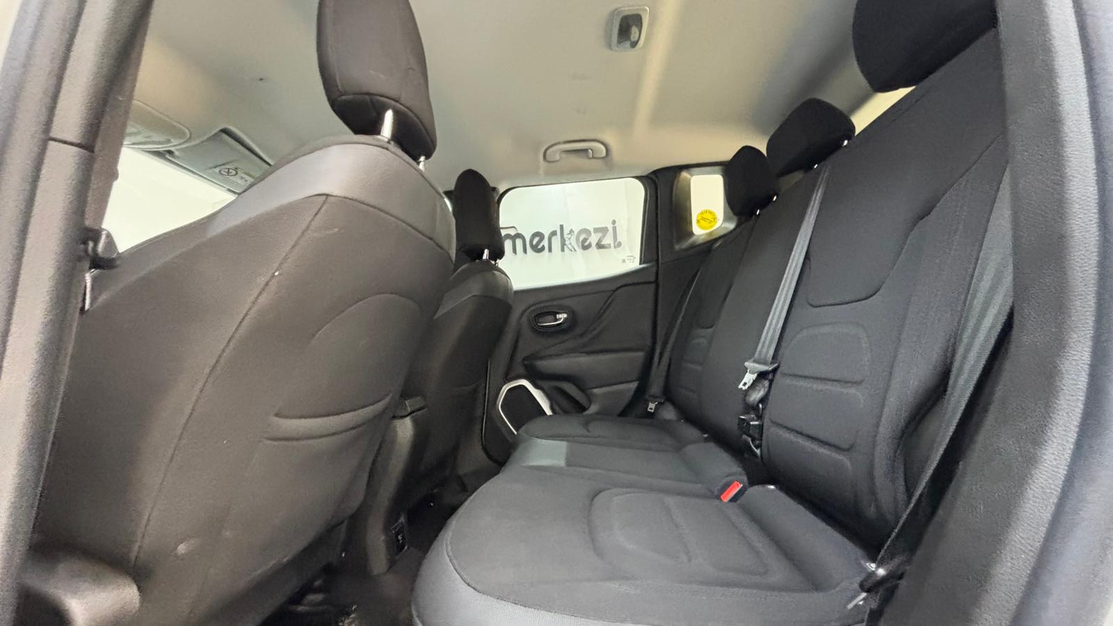 JEEP RENEGADE 11